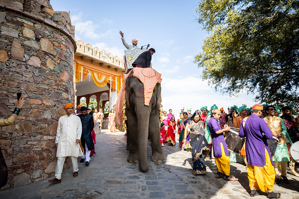 Indian-Wedding-Photography-Destination-Wedding-Udaipur-India-Fateh Garh Heritage Resort-Baraat