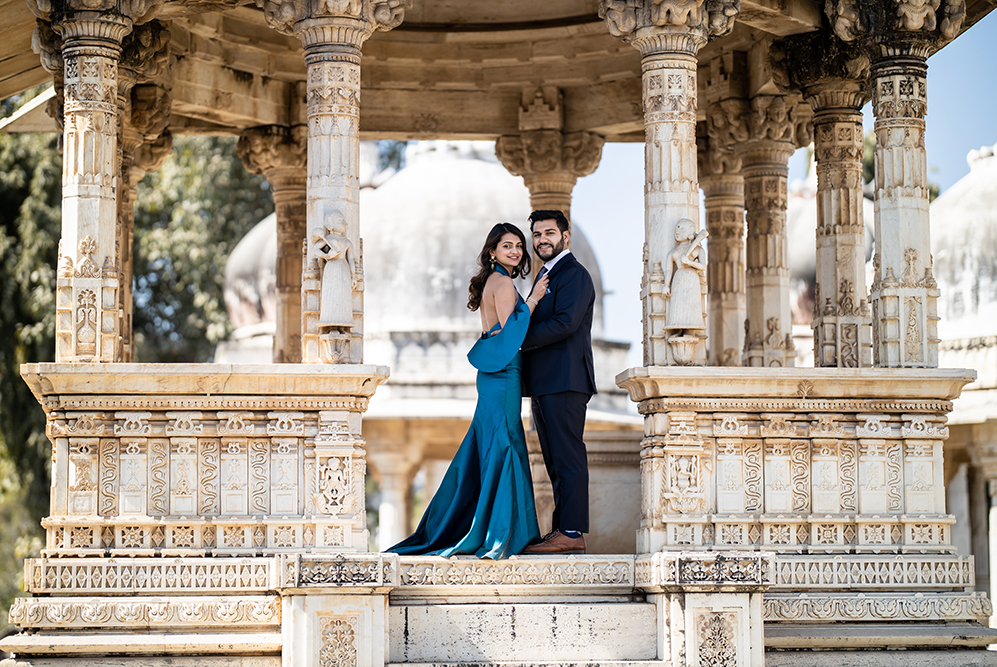 Indian-Wedding-Photography-Destination-Wedding-Udaipur-India-Fateh Garh Heritage Resort-Couples Portrait 4