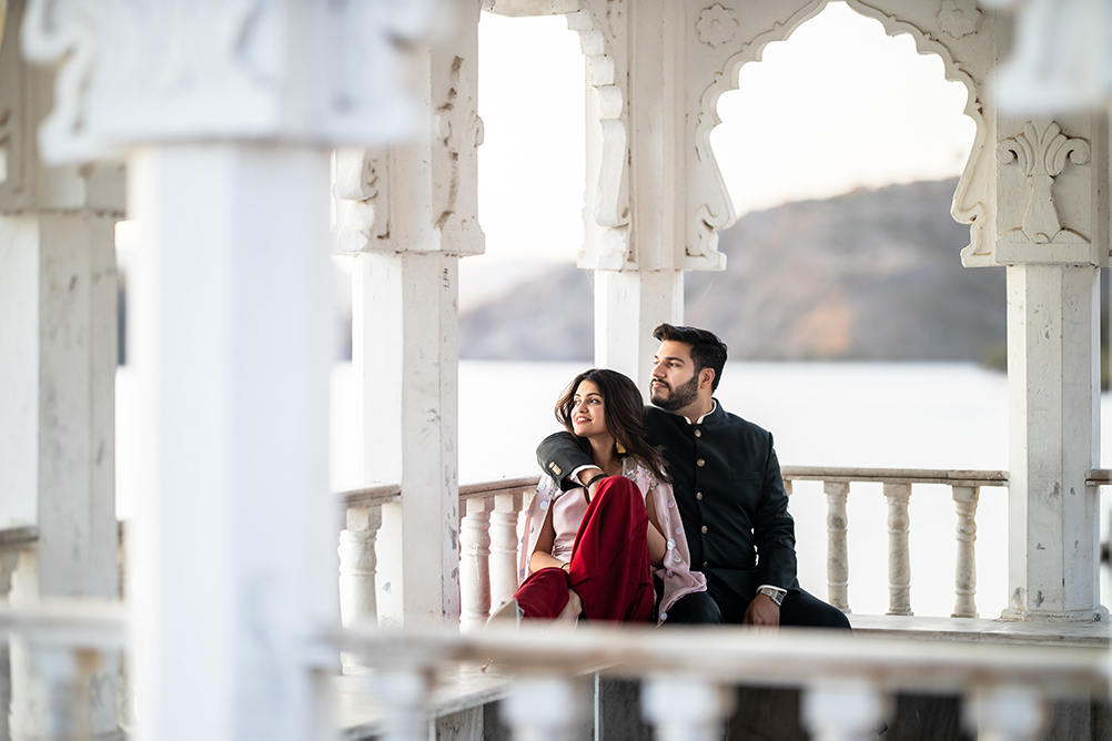 Indian-Wedding-Photography-Destination-Wedding-Udaipur-India-Fateh Garh Heritage Resort-Couples Portrait 5