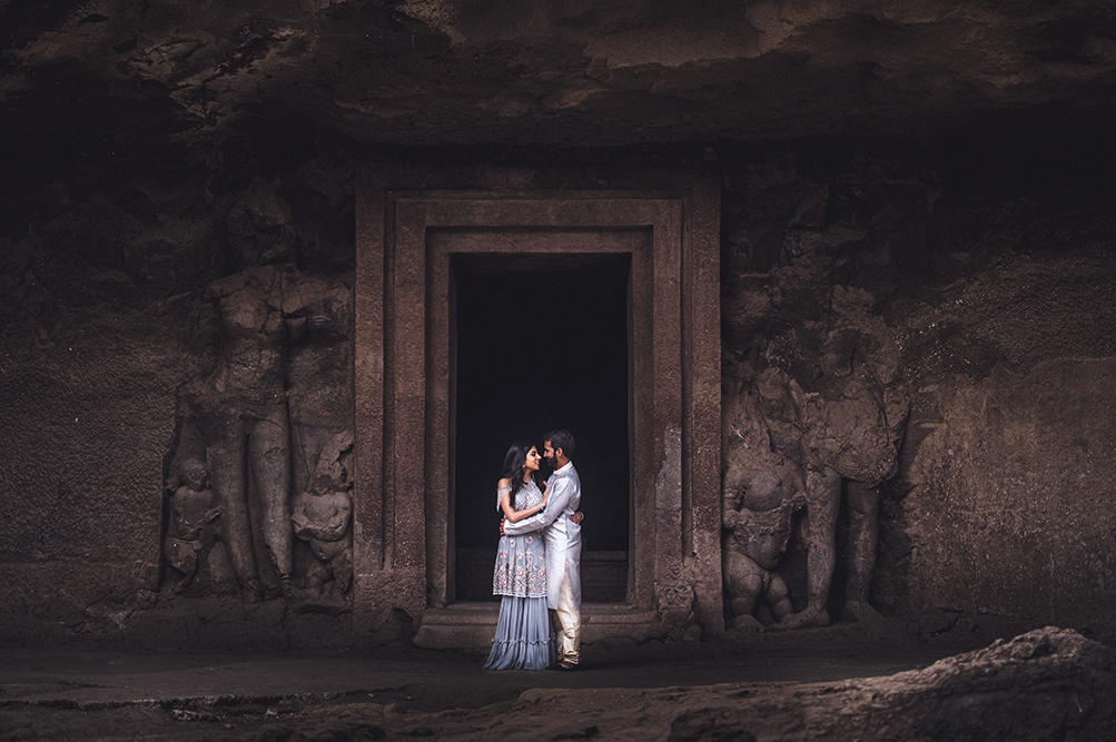Indian-Wedding-Photography-Destination-Wedding-India-Elephanta Island-Gateway of India-Engagement 15