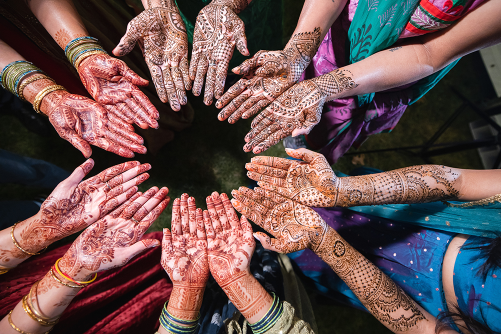 Indian-Wedding-Photography-Destination-Wedding-United States-Groton-Massachusetts-Mehndi 3