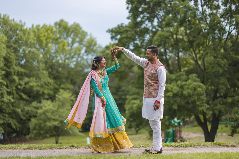 Indian Wedding-Couple's portrait-Westborough Gurudwara Wedding10