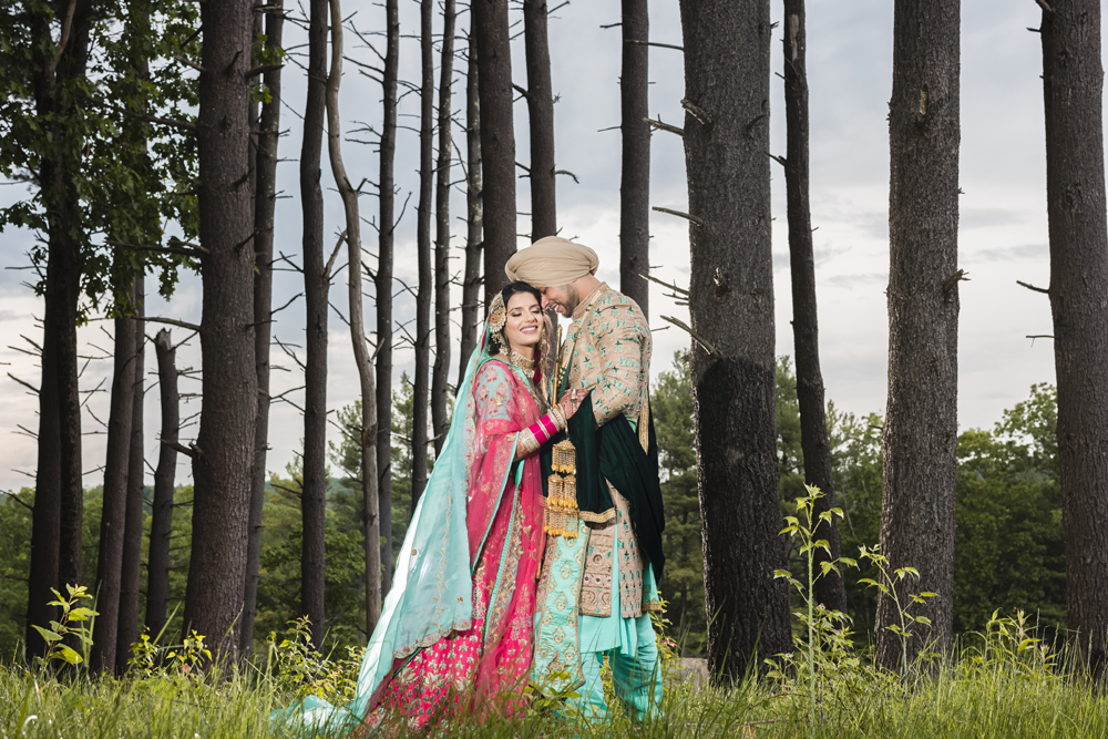 Indian Wedding-Couple's portrait-Westborough Gurudwara Wedding2