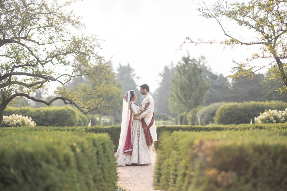 Indian Wedding-First Look-Double Tree Esplanade Lakes10