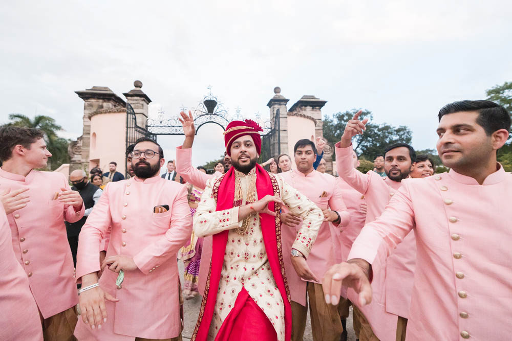 Indian Wedding-Baraat-The Ringling 5