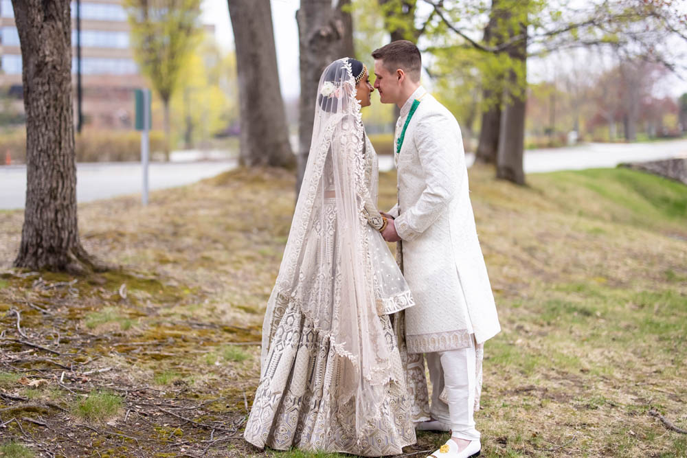 Indian Wedding-First Look-Boston Marriott Burlington 4