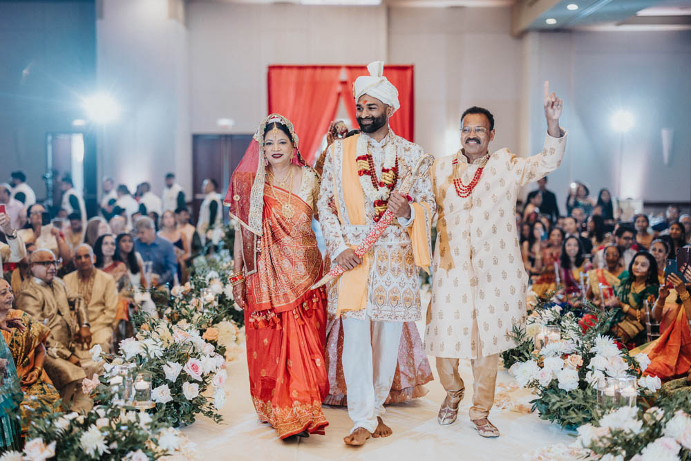 Indian-Wedding-Photography-Boston-PTaufiq-The Westin Chicago Lombard- Ceremony 4