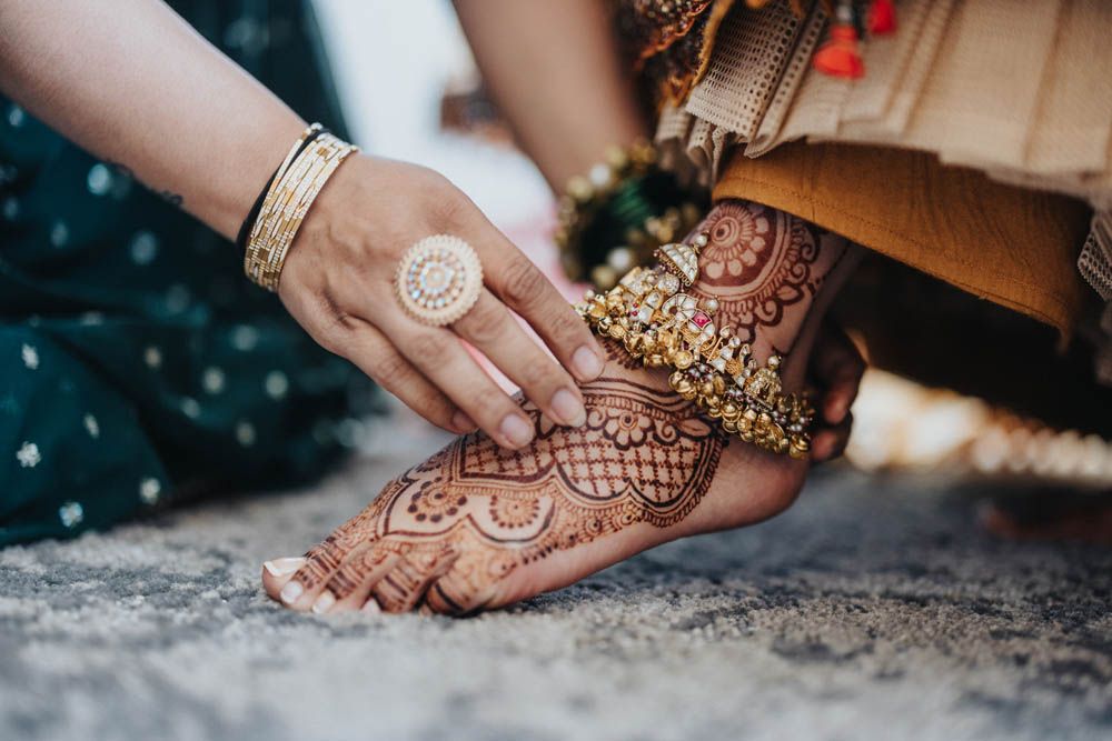 Indian-Wedding-Photography-Boston-PTaufiq-The Westin Chicago Lombard- Preparation 3
