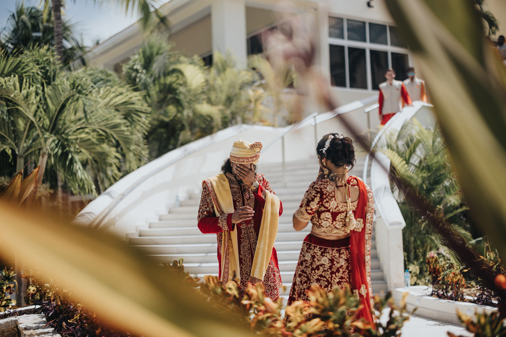 Indian-Wedding-Photography-First Look-PTaufiq-Mexico 1