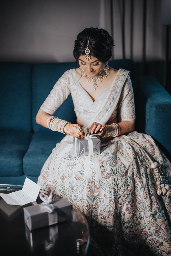 Indian-Wedding-Photography-PTaufiq-Boston Marriott Burlington-Preparation 3