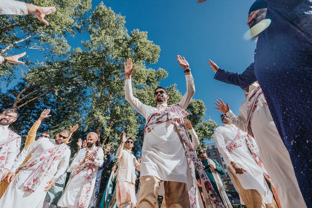 Indian Wedding Photography-Baraat-Boston-Ptaufiq-Gaylord National Resort 3