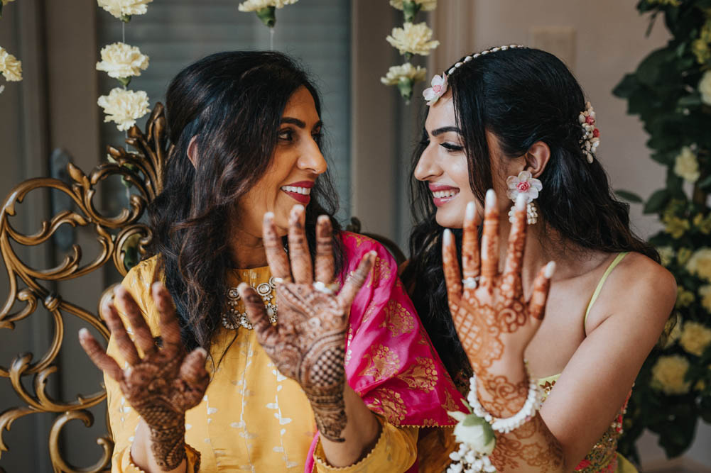 Indian Wedding Photography-Mehndi-Boston-Ptaufiq-Chicago Marriott Southwest at Burr Ridge 8