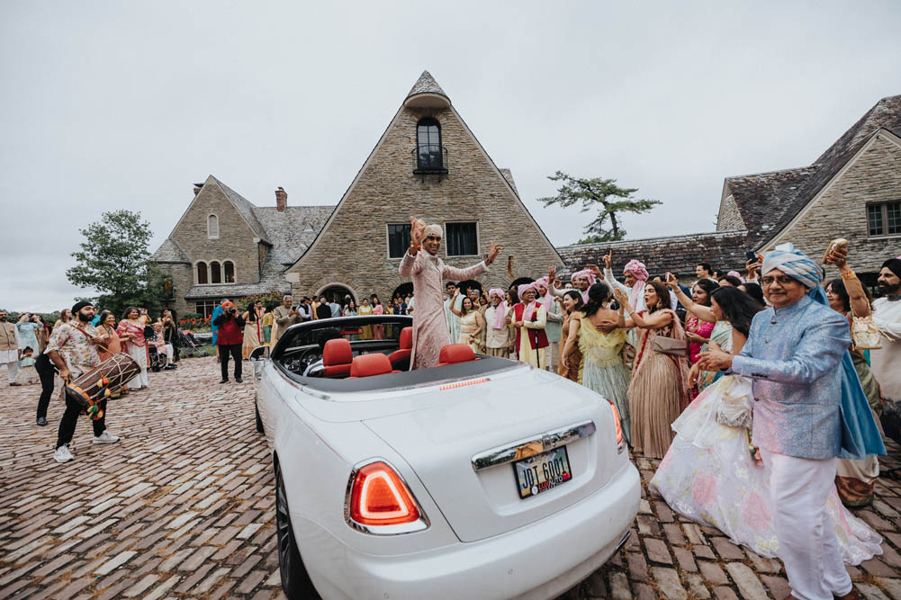 Indian Wedding Photography-Baraat-Boston-Ptaufiq-Chicago Marriott Southwest at Burr Ridge 5