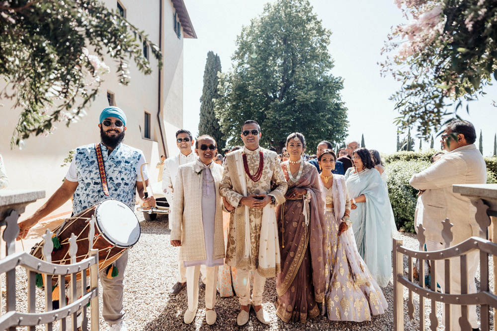 Indian Wedding Photography-Baraat-Boston-Ptaufiq-Como Castello Del Nero 8