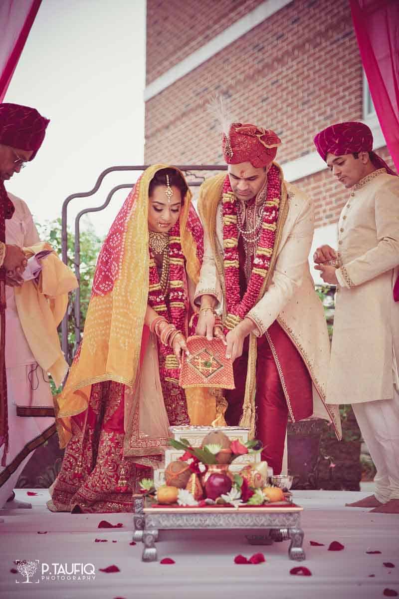 LAAJA HOMAM | INDIAN WEDDING CEREMONY - Ptaufiq Photography