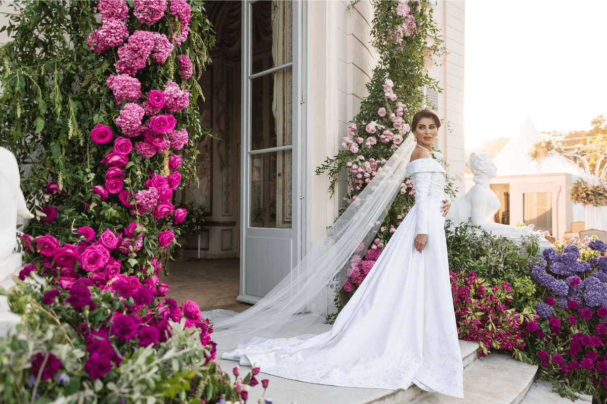 Outdoor wedding styling with elegant decor by Ali Bhaktar Designs