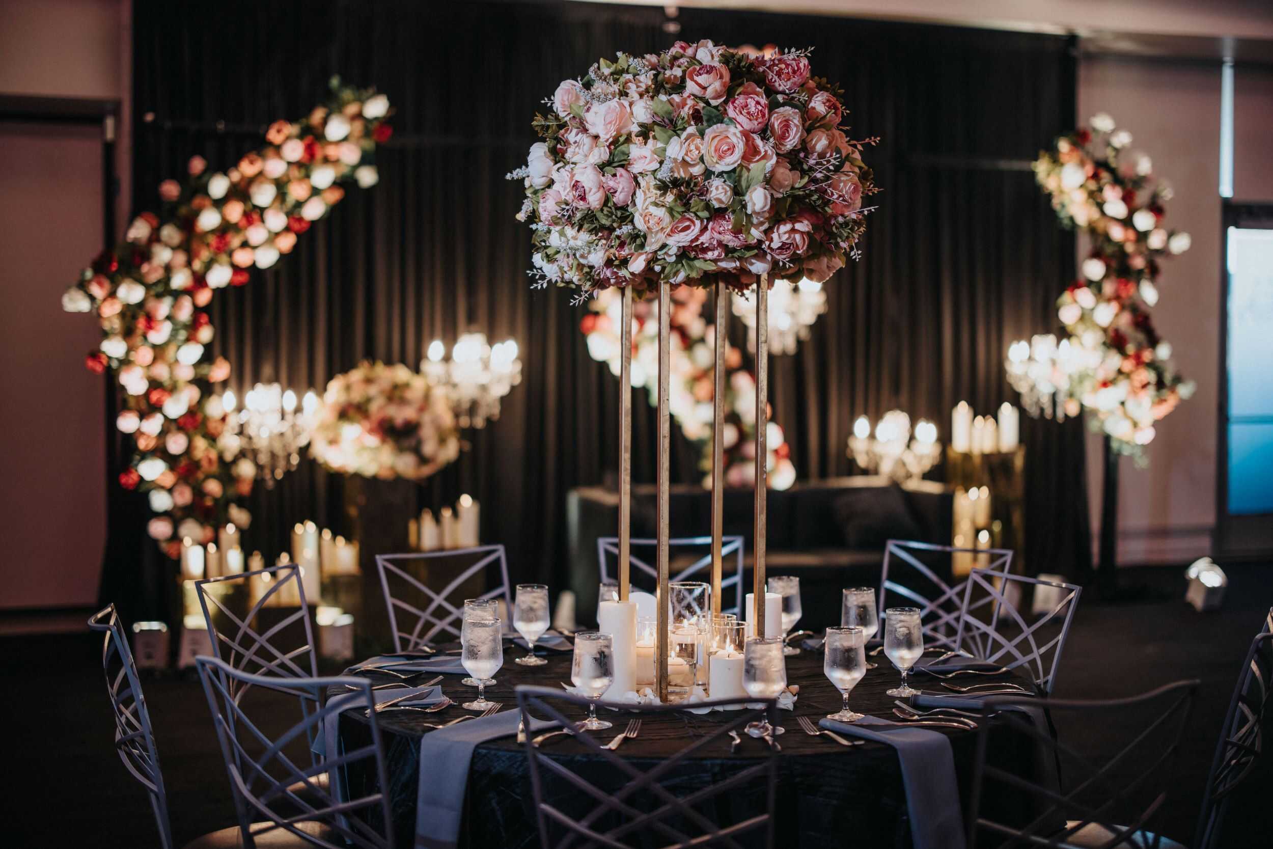 Luxury-wedding-decor-by-B3-Event-Designs-at-Anderson-Pavilion-East-Mehring-Way-Cincinnati-OH-USA-–-Captured-by-P.-Taufiq-Photography-3