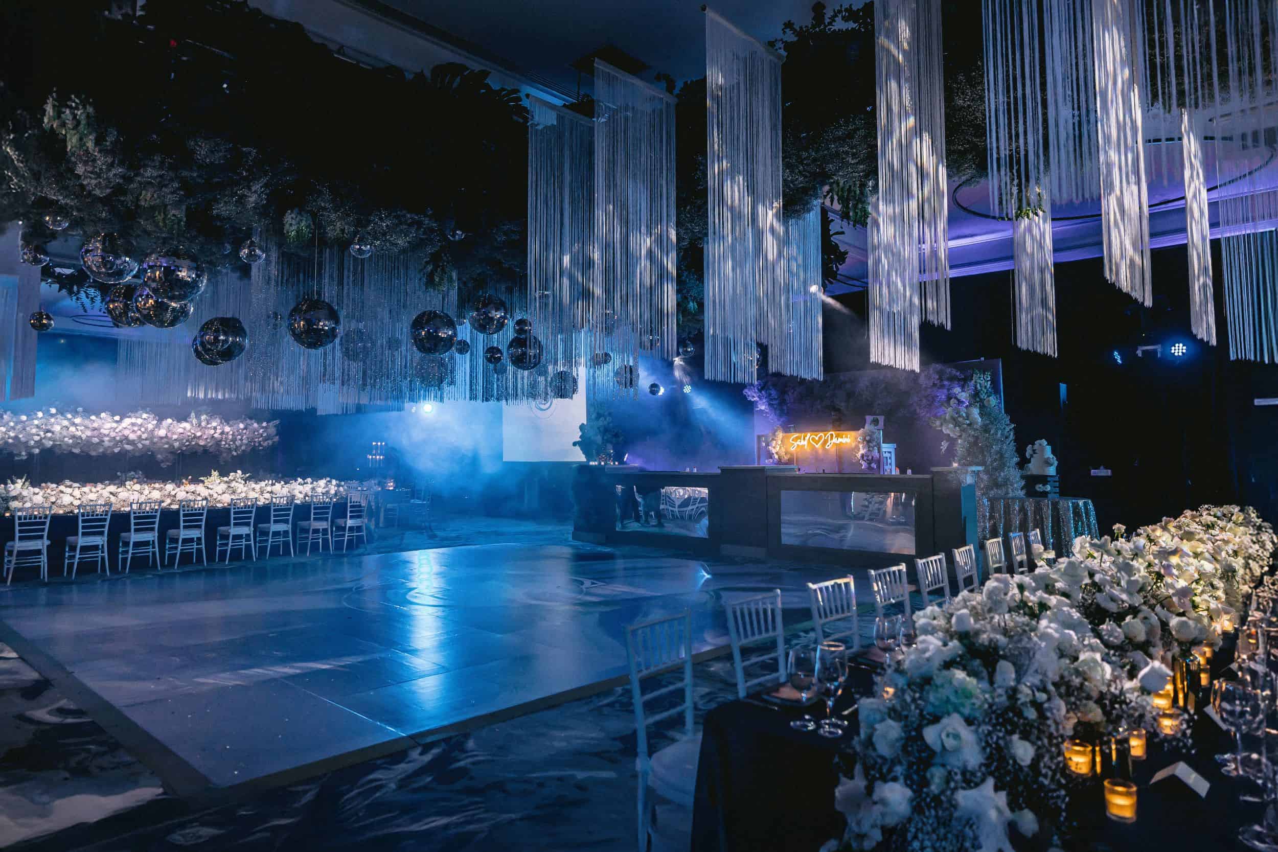 Luxury-wedding-decor-by-B3-Event-Designs-at-Marriott-Cancun-Mexico-–-Captured-by-P.-Taufiq-Photography-8